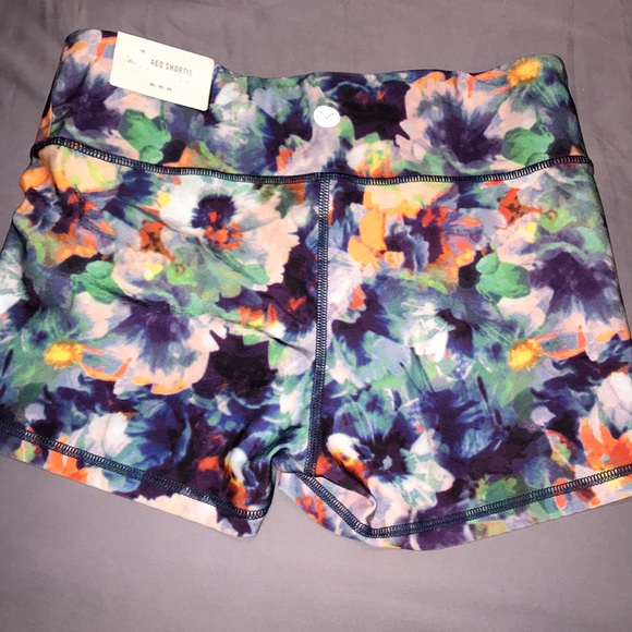 AE stretchy “shortie” - Picture 2 of 4